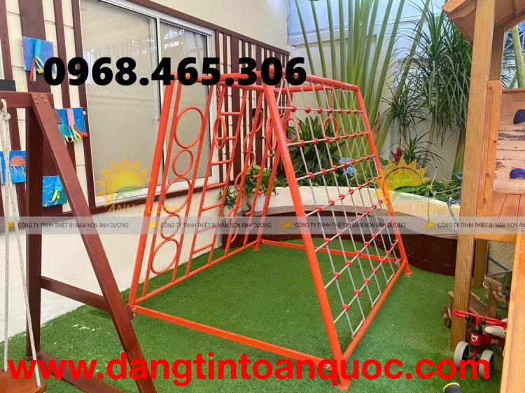 Thang leo sắt trẻ em, thang leo trẻ em, thang leo dây mầm non