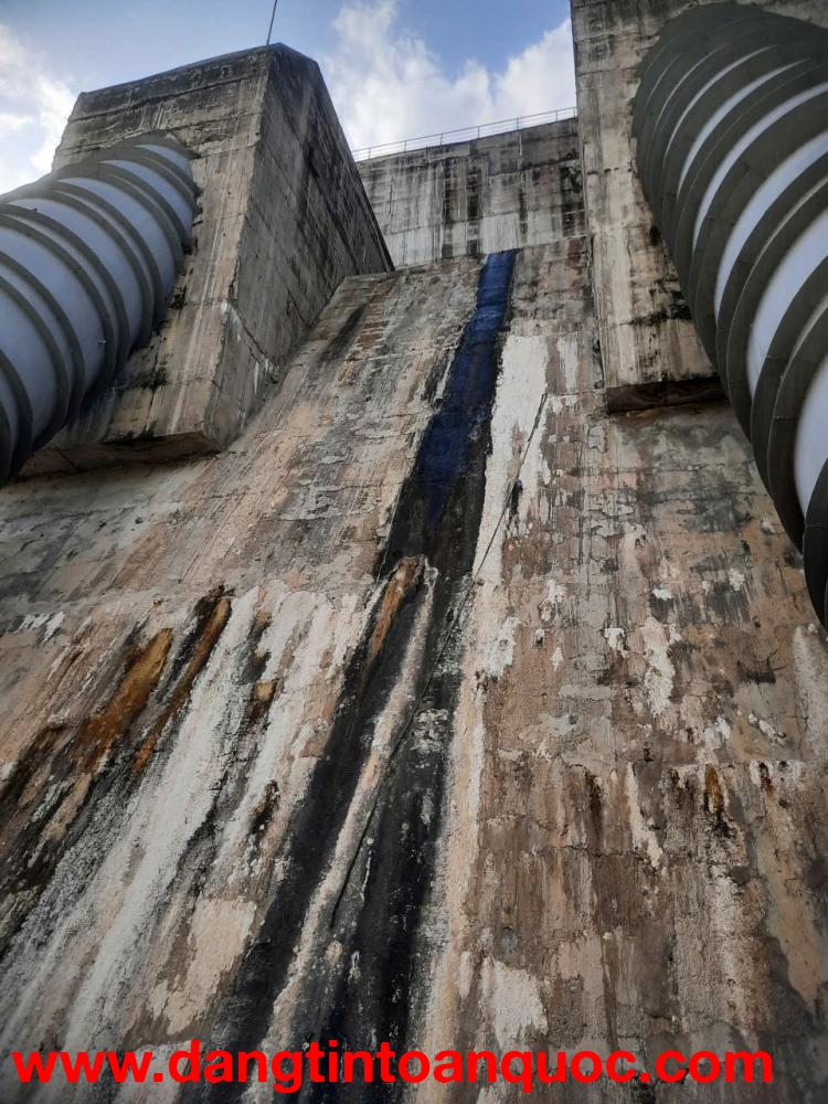 xử lý nứt thấm nhà máy thân đập gia lai