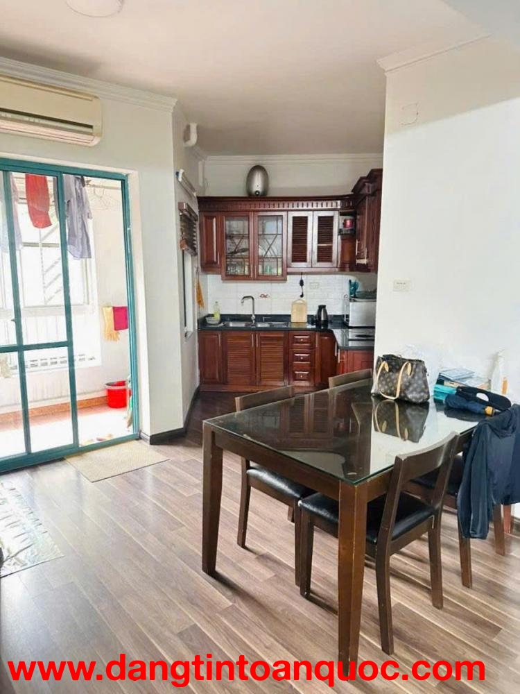 19.11.25.1 Bán căn hộ 4 PN 3WC sửa đẹp, DT 142m2 giá cực rẻ chỉ 10,5 tỷ khu ĐT Mỹ Đình Sông Đà