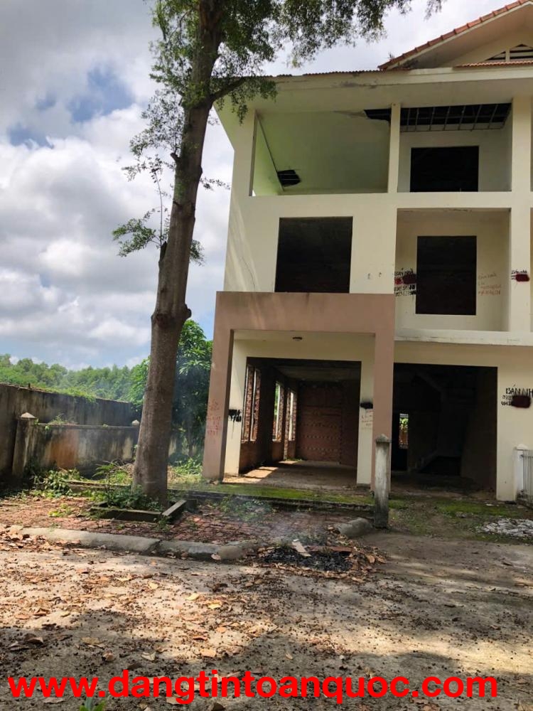 BÁN BIỆT THỰ FIELD VILLA – MẶT TIỀN HÙNG VƯƠNG – PHƯỜNG HÒA LONG, BÀ RỊA – 200M² – GIÁ 7.6 TỶ