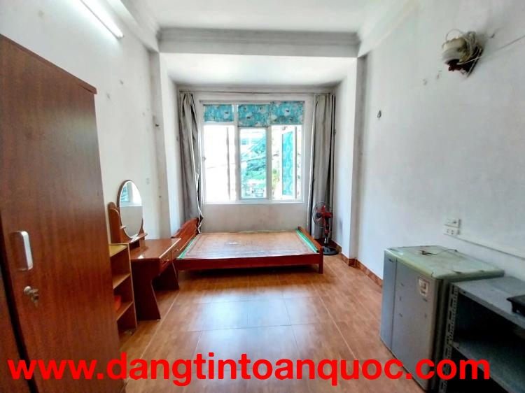 Cho thuê phòng khép kín – Tầng 2, vào ở ngay