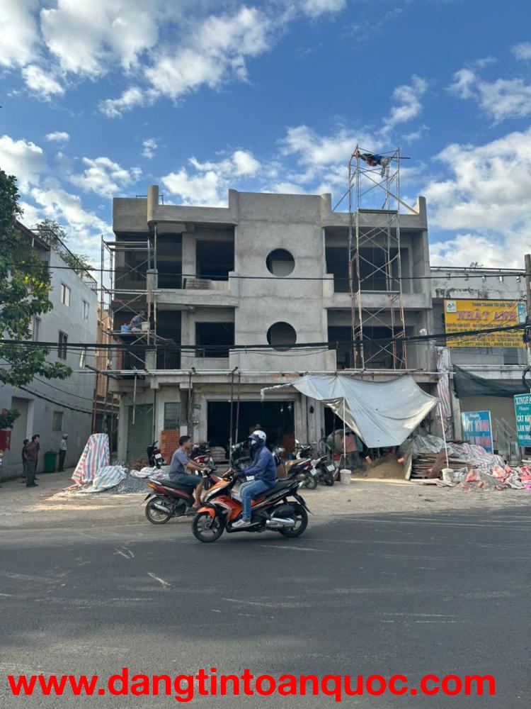 CHO THUÊ SÂN THƯỢNG VIEW SÂN BAY T3 – ĐƯỜNG PHẠM VĂN BẠCH, PHUỜNG 15 - QUẬN TÂN BÌNH- TPHCM