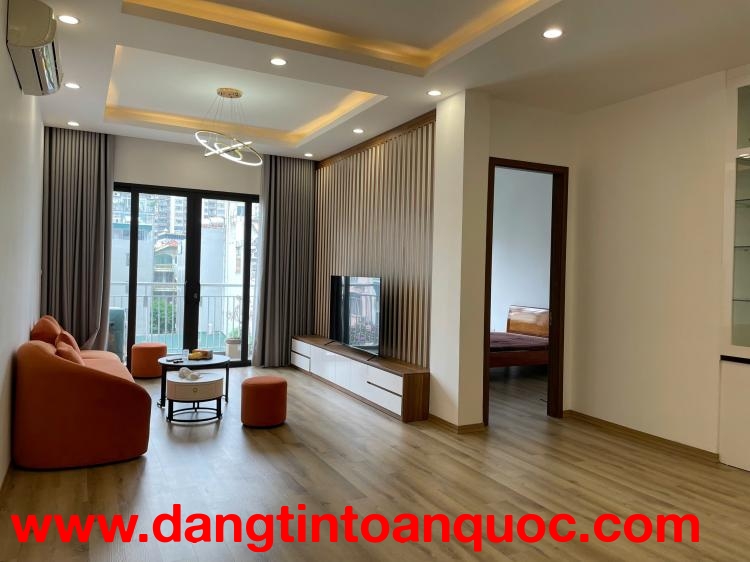 Cho thuê căn hộ tòa 5B – Đại học Thương Mại, phòng 505 tầng 5.