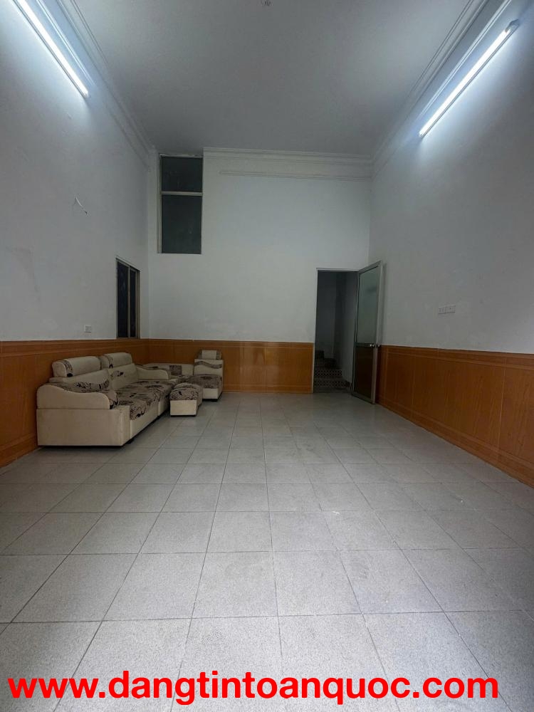 Cho thuê nhà riêng 42m² × 3 tầng tại Hoàng Hoa Thám 2 ngủ, 2 vệ sinh, 8.5 triệu