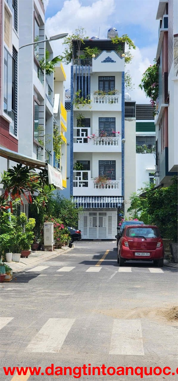 HOT HOT- CẦN BÁN NHÀ TẠI KĐT  VCN Phước Long 2, Đường 28, P.Phước Long, TP.Nha Trang, Khánh Hòa