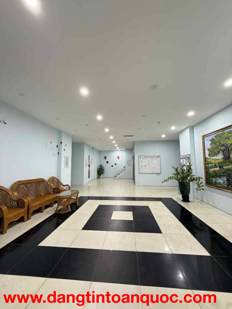 bán chung cư trần quý kiên cầu giấy DT 55m 2 ngủ giá 6,16 tỷ-ô tô dừng đỗ ngày đêm