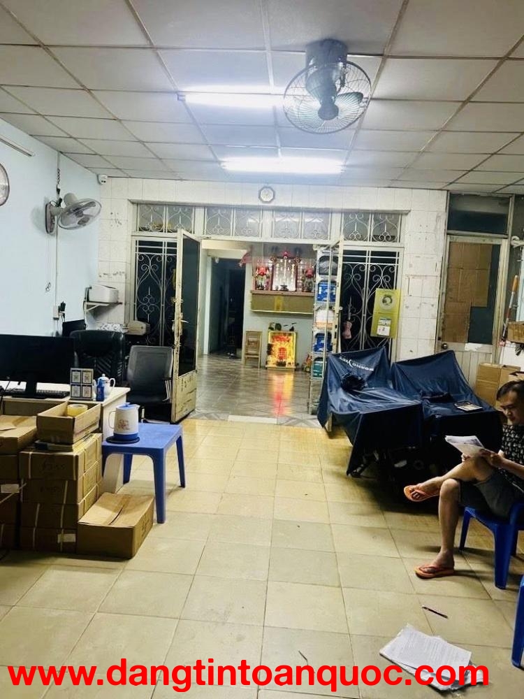 GIÁP NGÃ TƯ ÂU CƠ – LLQ – MẶT TIỀN GIÁ HẺM – 116M – 4 TẦNG – 5PN CHỈ 13.X