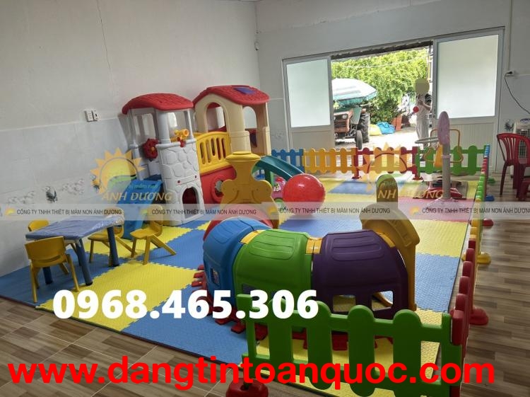 Hàng rào nhựa khu vui chơi trẻ em, rào chắn trẻ em nhiều màu