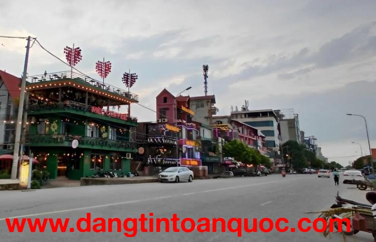 Bán nhà 3 tầng - Đường ô tô tránh - Trung tâm Kim Chung, Đông Anh - Gần trường, gần KCN