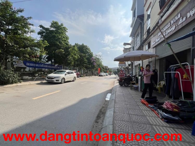 MẶT PHỐ PHÚ DIỄN – LÔ GÓC 2 THOÁNG – VỈA HÈ – KINH DOANH ĐỈNH