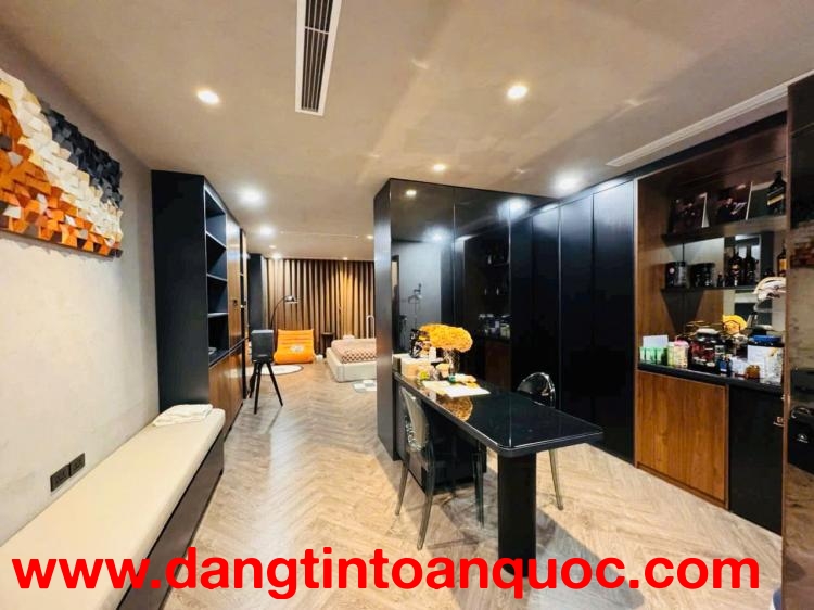 ???? Nhà Đẹp Nhất Khu! Lô Góc – 7 Tầng – Hầm – Thang Máy – Nội Thất Nhiều Tỷ – Chỉ 31.8 Tỷ lh 097512