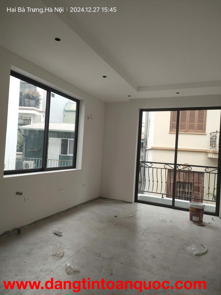 Thuê lâu dài giá rẻ phòng đào tạo Giáp Bát 300m, tầng 3,4, mặt tiền 30m, 20 tr/th, Hoàng Mai.