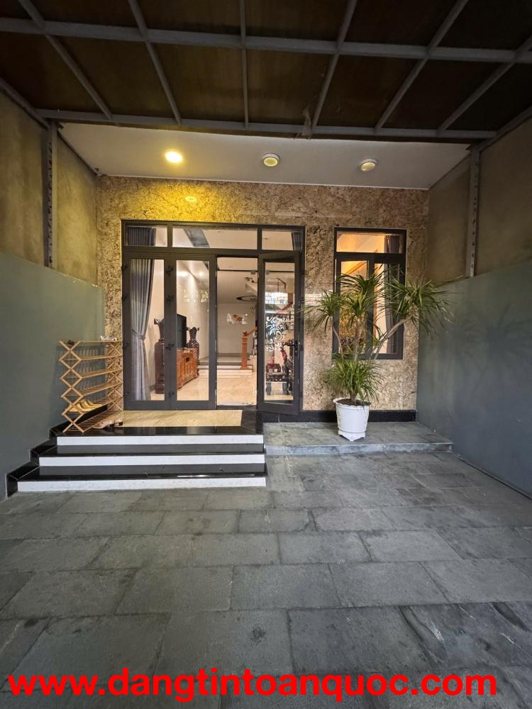 NHÀ 3 TẦNG ĐẸP – ĐƯỜNG 7.5M THANH LƯƠNG 10 – GẦN CHỢ HÒA XUÂN – 100M² - CHỈ 7.9 TỶ!