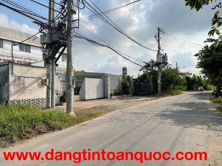 Bán nhà mặt tiền 23x99m giá 58 tỷ Đường Nhị Bình 15