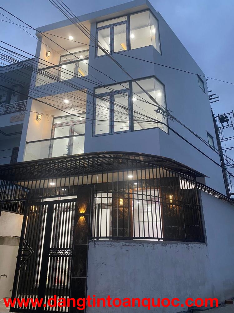 BÁN NHÀ CĂN GÓC 2 MẶT TIỀN 3 TẦNG HẺM OTO PHƯỚC LONG NGAY KĐT PHƯỚC LONG