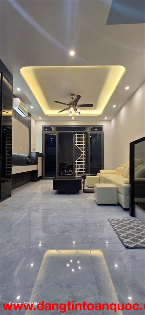 Chính Kinh – 40m² – 5 tầng – MT 3.8m – 9.5 tỷ – Thanh Xuân, Hà Nội