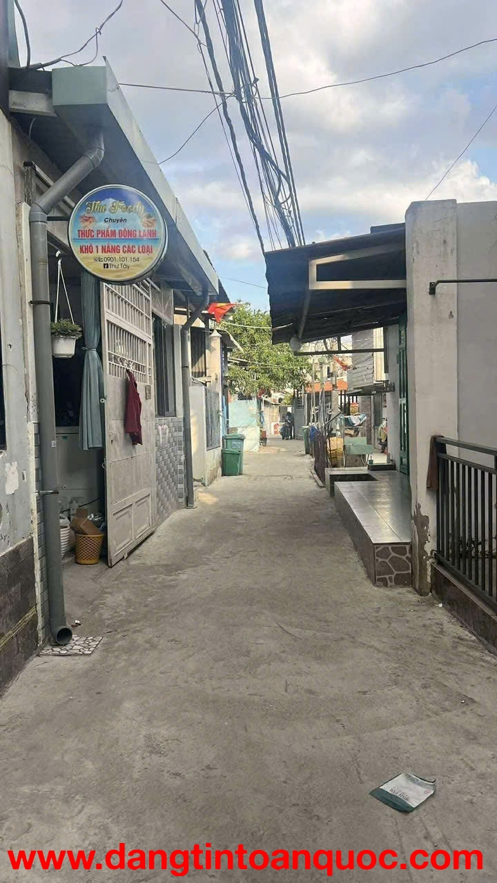 CHỦ NGỘP BANK CẦN BÁN GẤP – GIÁ CHỈ 3.3 TỶ (THƯƠNG LƯỢNG CHÍNH CHỦ) 
???? LÔ GÓC – HẺM 3 GÁC – NHÀ Đ