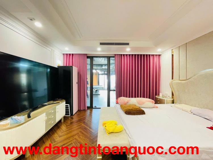 BÁN NHÀ DÂN XÂY LÔ GÓC NGUYÊN XÁ 5 PHÒNG 35M2, 50M MẶT PHỐ, NGÕ THẲNG, 5.89 TỶ