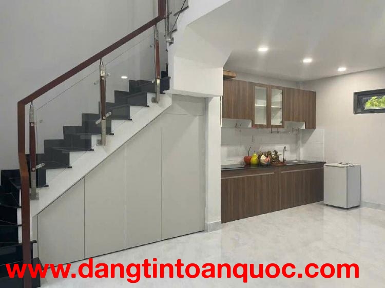 Nhà Quận 2-Mới -2 Tầng-Gần Chợ-Nội Thất Đầy Đủ-An Ninh-Sổ Riêng-Giá Rẻ