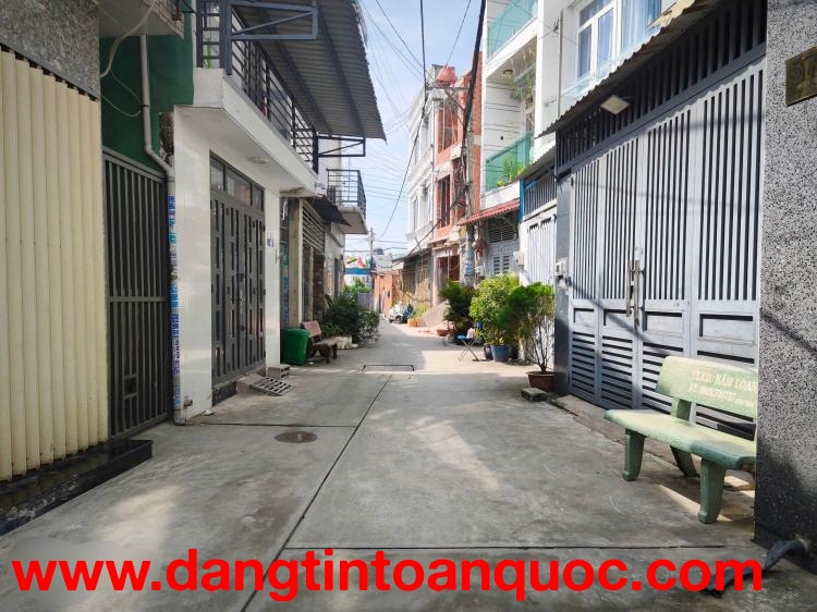 Chính chủ cần bán nhanh nhà 2 tầng mới, sd30m2, CCVB, HXH Trần Thị Hè, nhỉnh 1 Tỷ