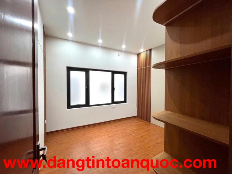 CHO THUÊ NHÀ 6 TẦNG MỚI XÂY – NGỌC THỤY, LONG BIÊN