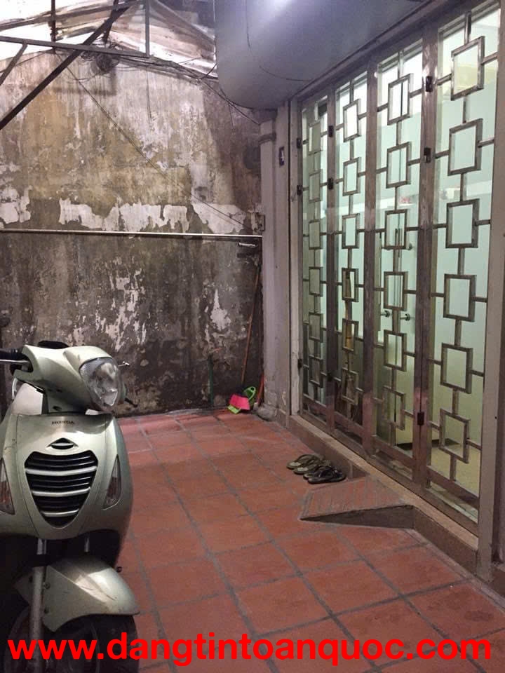 Cho thuê nhà nguyên căn ngõ 67 Trần Xuân Soạn, 36 m², 4 tầng, 4 phòng ngủ. 13,5 triệu