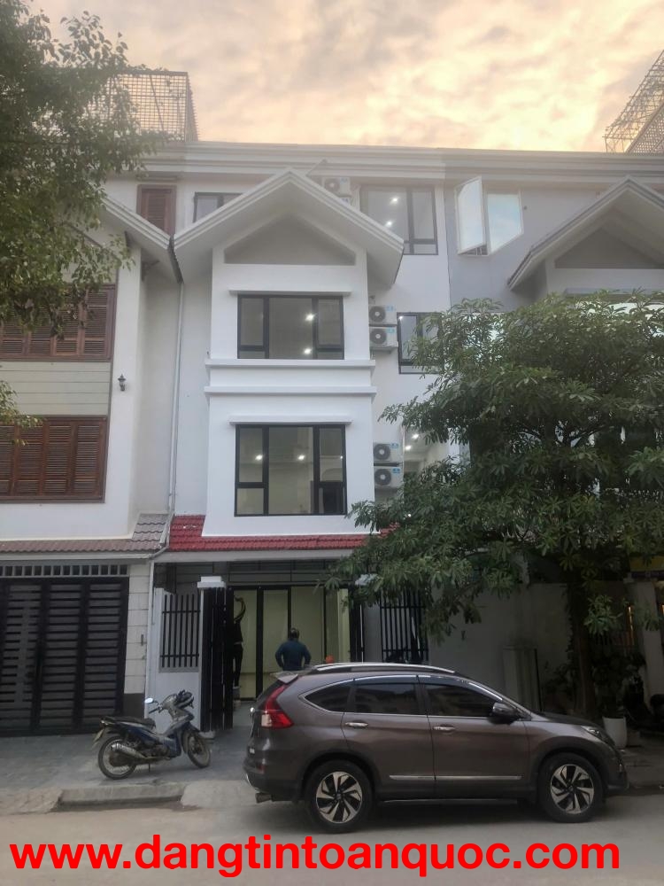 CHÍNH CHỦ CHO THUÊ NHÀ MẶT PHỐ LÀM VĂN PHÒNG