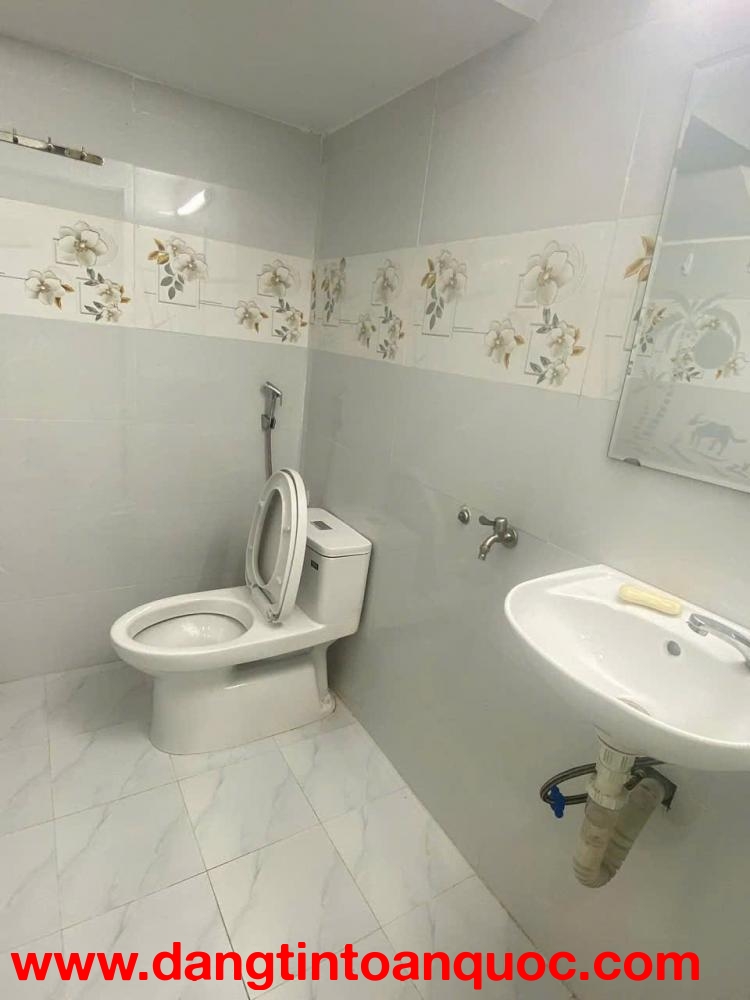 CHO THUÊ NHÀ 3 TẦNG NAM VIỆT Á – VIEW THOÁNG MÁT, ĐƯỜNG 5M