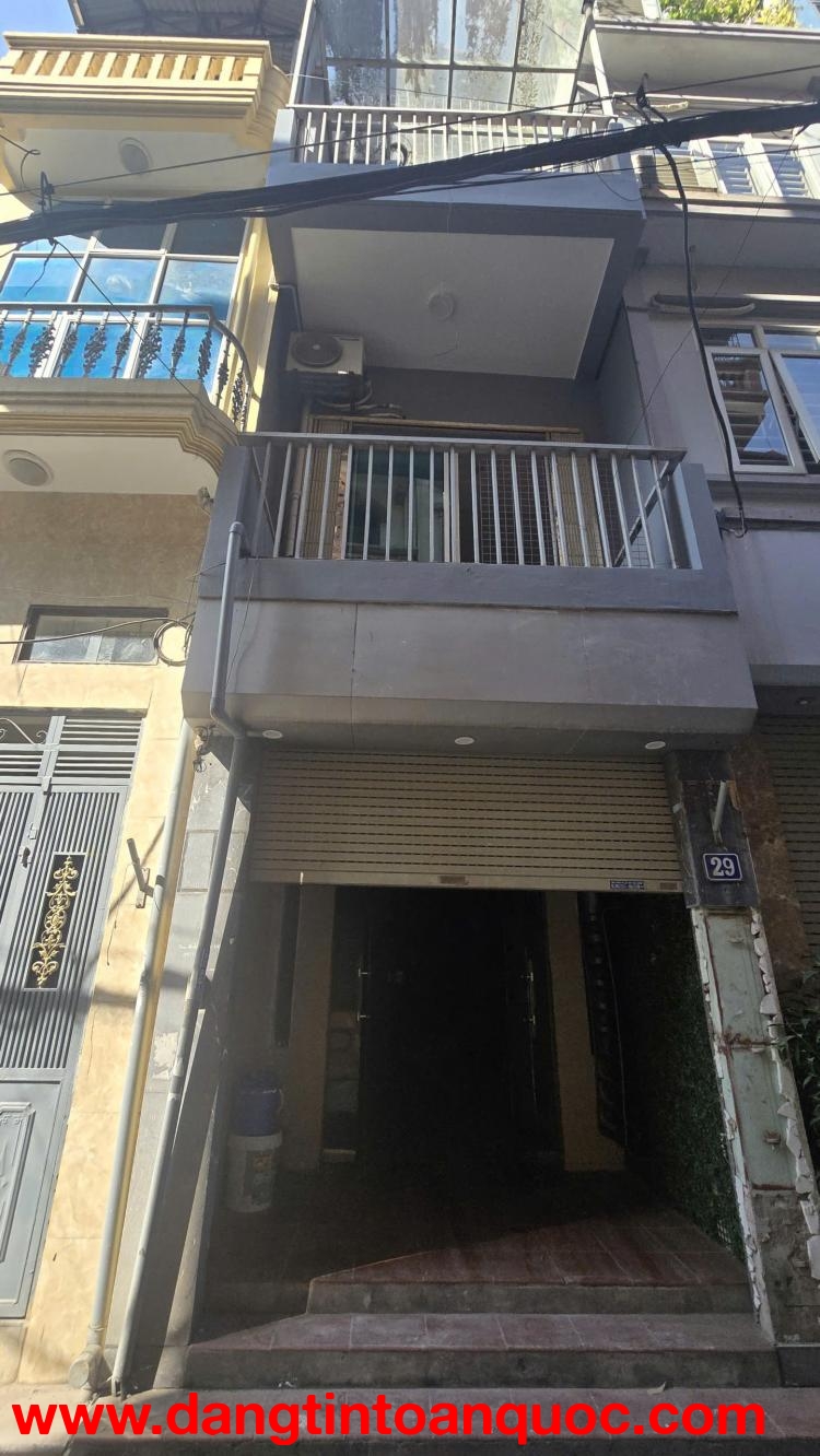 Cho thuê nhà nguyên căn ngõ 167 Hồng Mai,50m² × 4 tầng, 5 phòng ngủ, 3 WC, 14 Triệu