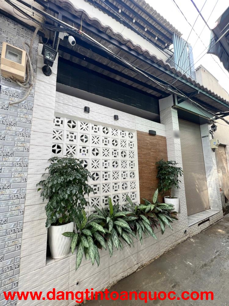 Nhà 2 tầng (6.4x9.8m) sát đường Phạm Thế Hiển P7Q8. Giá: 5 tỷ