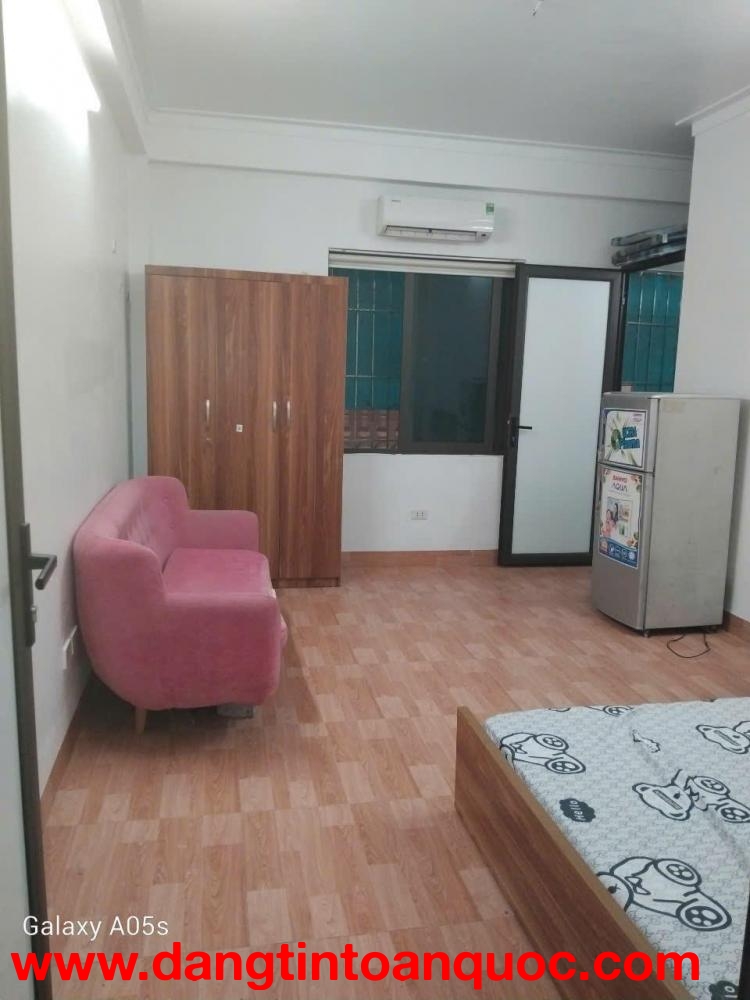 Cho thuê phòng ngõ 99 Trung Kính, full đồ, thang máy, chỉ 5 triệu
