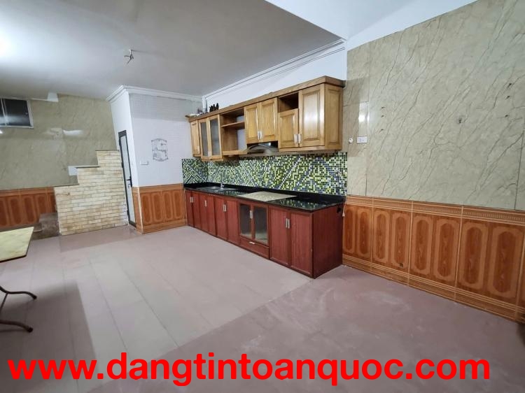 Cho thuê nhà nguyên căn Nhân Hoà 35m² x 4 tầng, 3 ngủ, 12 Triệu