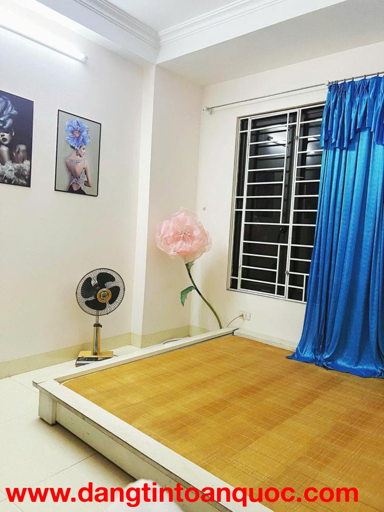 CHO NỮ THUÊ PHÒNG ĐẸP 32m² – QUẬN LONG BIÊN – FULL ĐỒ Ở NGAY