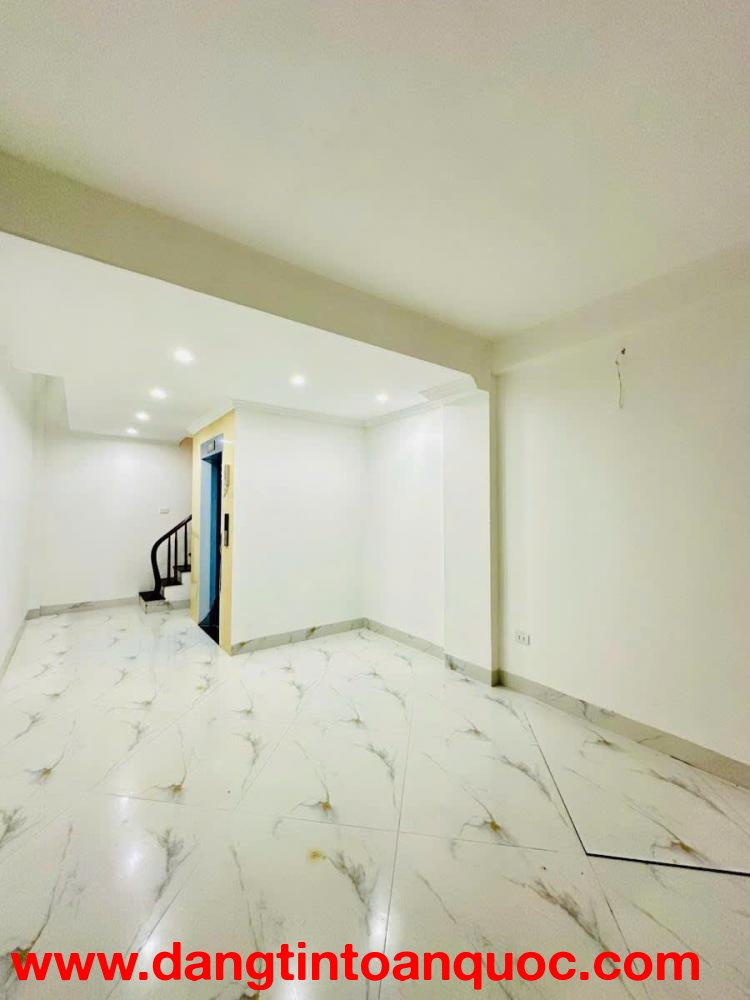 Bán nhà Thạch Bàn 60m 7 tầng thang máy ô tô giá 9 tỷ