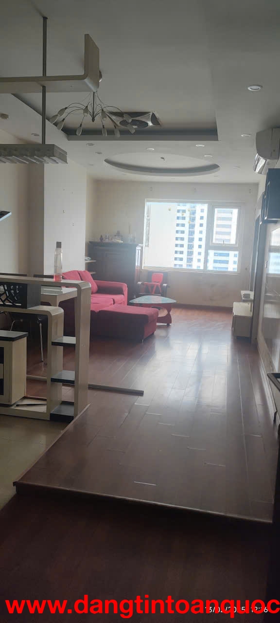 TÌM 1 BẠN NỮ Ở GHÉP – PHÒNG MASTER HỒ GƯƠM PLAZA