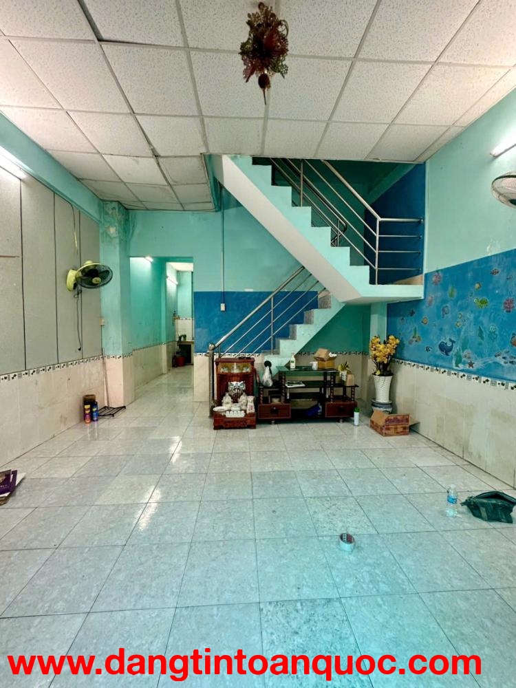 Nhà cũ tiện xây mới hẻm thông Hưng Phú P.Chánh Hưng