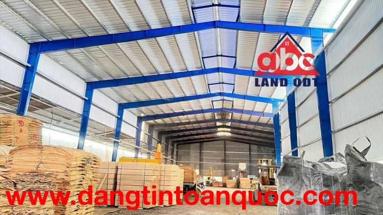 XT669 CHO T.H.U.Ê KHO XƯỞNG MẶT TIỀN ĐƯỜNG XE CONT. khung thép kiên cố