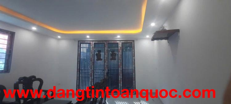 Cho thuê nhà ngõ Định Công Thượng, Hoàng Mai, 52m² x 2 tầng, 2  ngủ, 9 Triệu