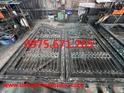 Thiết kế – thi công cổng cửa hoa sắt mỹ thuật 