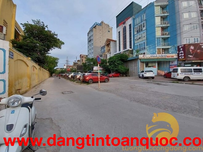 Hào Nam 126m, ô tô tải tránh đỗ, 2 thoáng, không gian lý tưởng cho kinh doanh