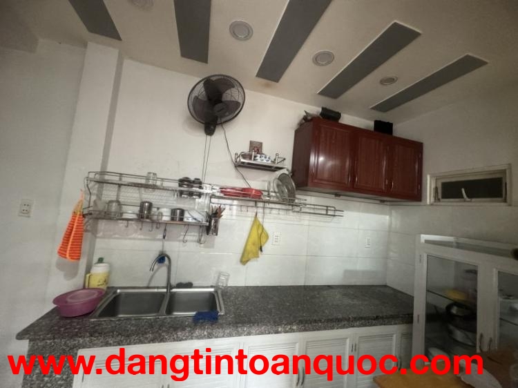 Bán nhà đường số 3, Trường Thọ, Thủ Đức, TP HCM. DT 160m2, 2 tầng, 7 phòng ngủ, giá 10.15 tỷ