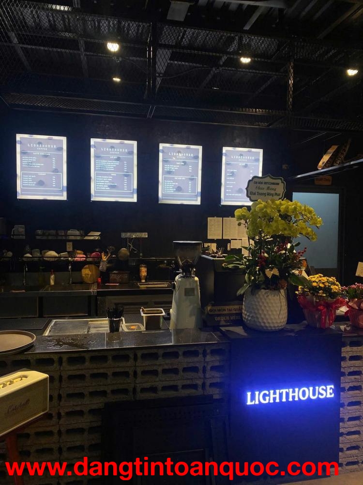 SANG NHƯỢNG QUÁN CAFE LIGH HOUSE KHU VỰC CHỢ BỬU LONG