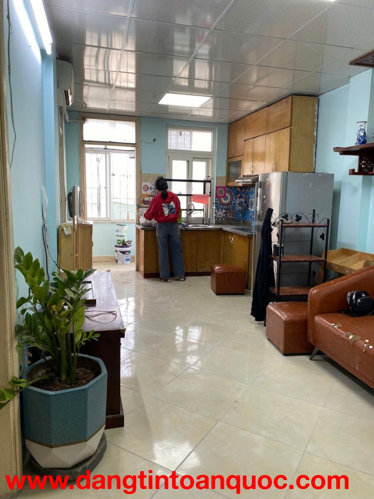 Cho thuê căn hộ chung cư mini 50m² tại ngõ 29 Khương Hạ, Thanh Xuân, Hà Nội.