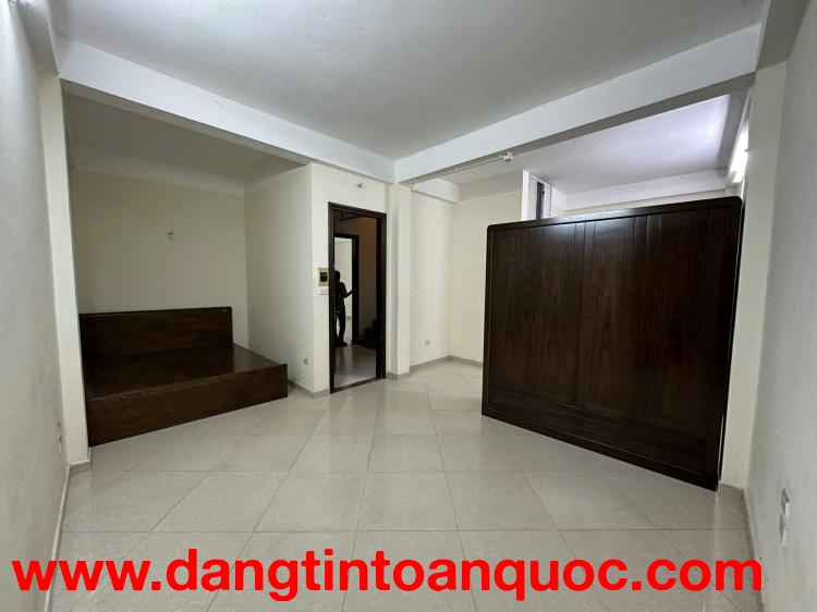 CHO THUÊ PHÒNG KHÉP KÍN FULL ĐỒ  TẠI P. LÁNG THƯỢNG, ĐỐNG ĐA, HÀ NỘI – CẦU THANG BỘ