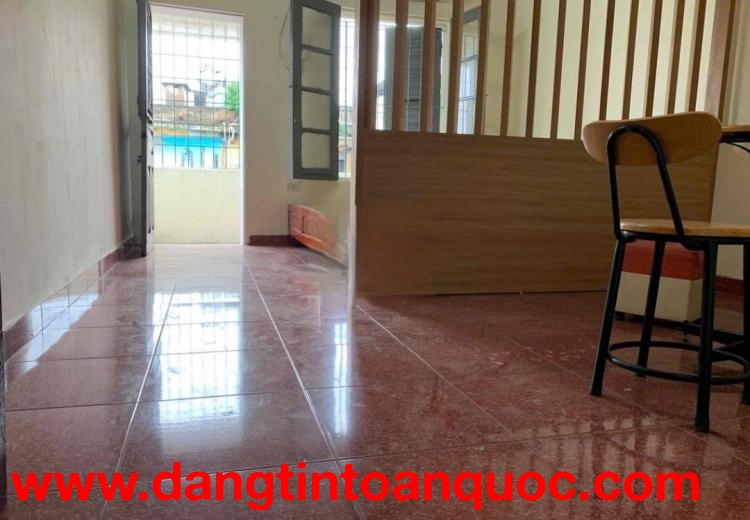Cho thuê tầng 5 – Đại La, 40 m²  giá 5.5 Triệu