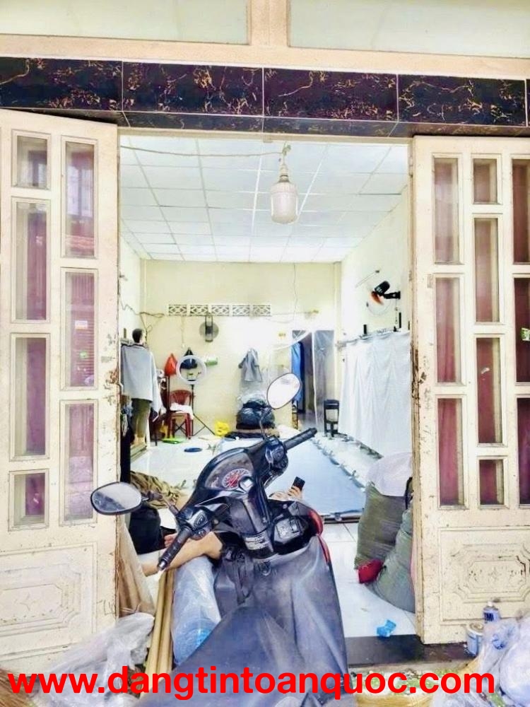 GÒ DẦU – HẺM XE HƠI – CÁCH MẶT TIỀN 1 CĂN – 68M – GIÁ 6.X