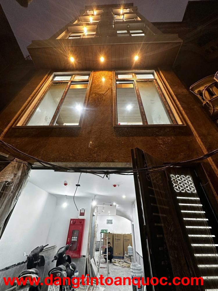 Gà đẻ trứng- bán CCMN ngõ 305 Kim Ngưu, 64m2, 6 tầng, 9PN, 17.5 tỷ