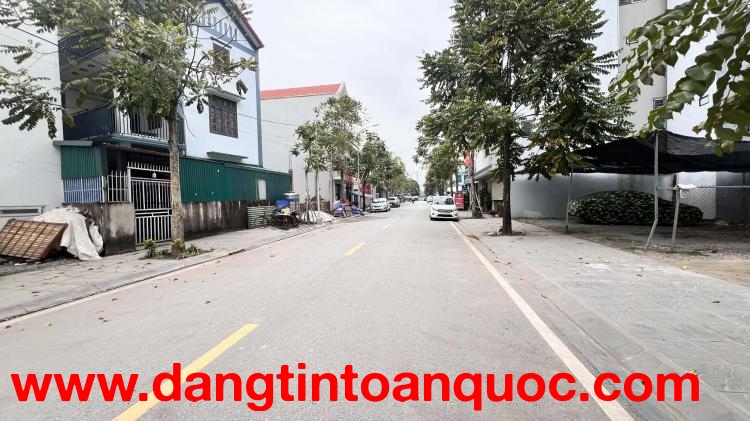 biệt thự sân vườn Long Biên, gần hồ điều hòa, diện tích 152m, mặt tiền 11m, full thổ cư