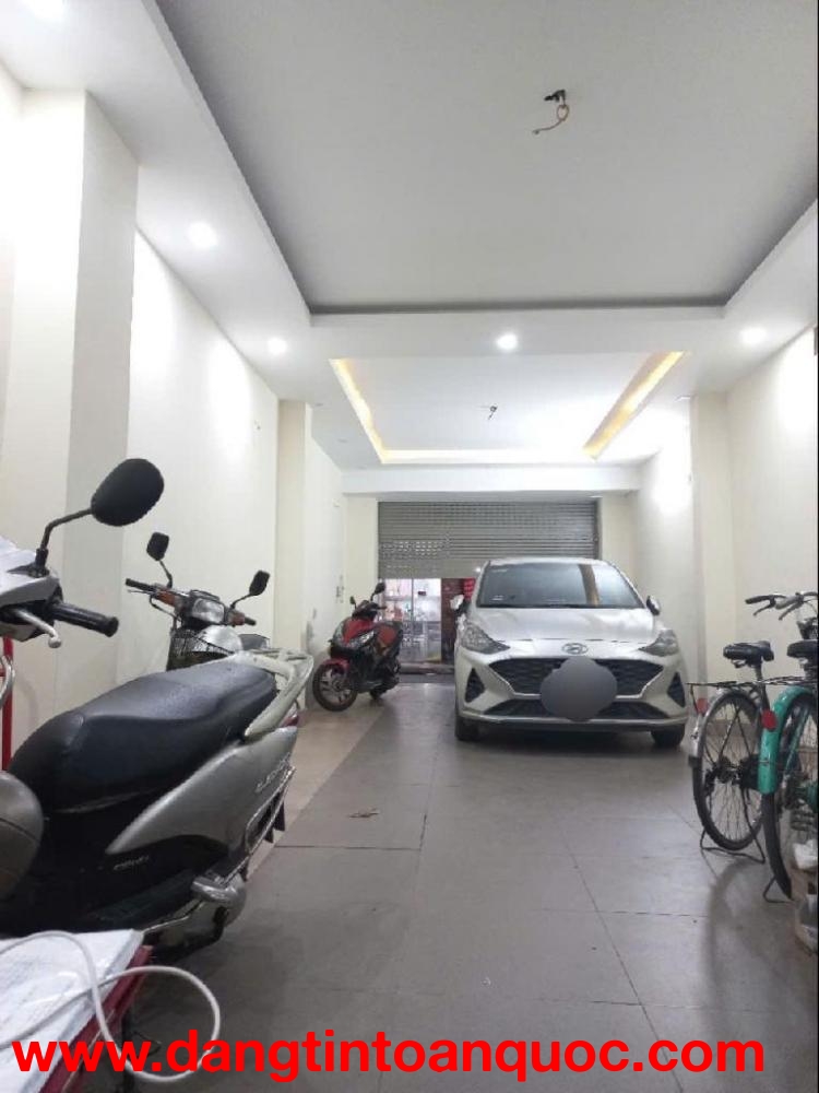 Kim Giang, ngôi nhà phong cách khác biệt, ô tô tránh đỗ, kinh doanh sầm uất, sát Đại Đô Thị