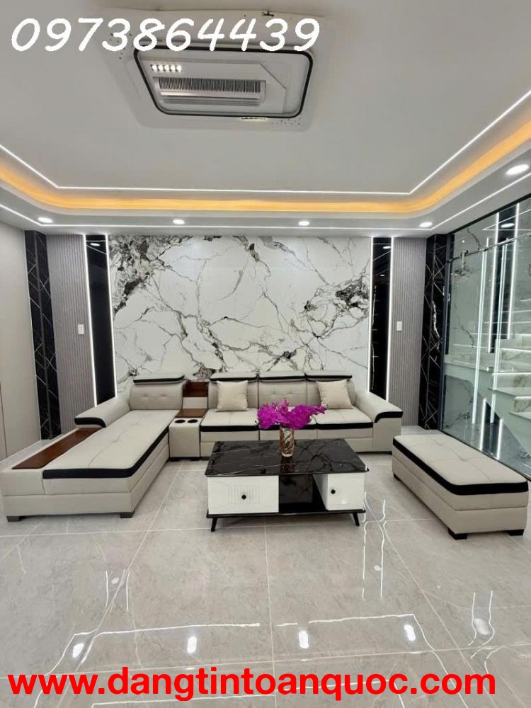 ???? NHÀ 5 TẦNG SIÊU ĐẸP – HẺM XE TẢI – 7 PN – 107M² – TÂN CHÁNH HIỆP Q12
???? GIÁ CHỈ 8.5 TỶ (TL)